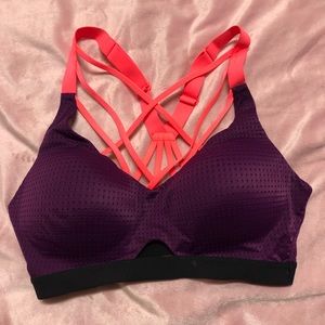Criss cross front bra 34C VSX sports bra. Padded.